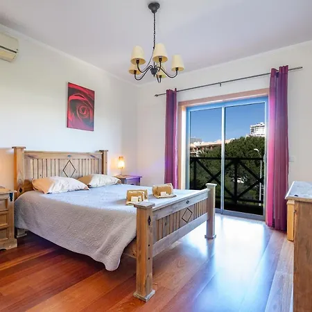 Corcovada By Umbral * Albufeira